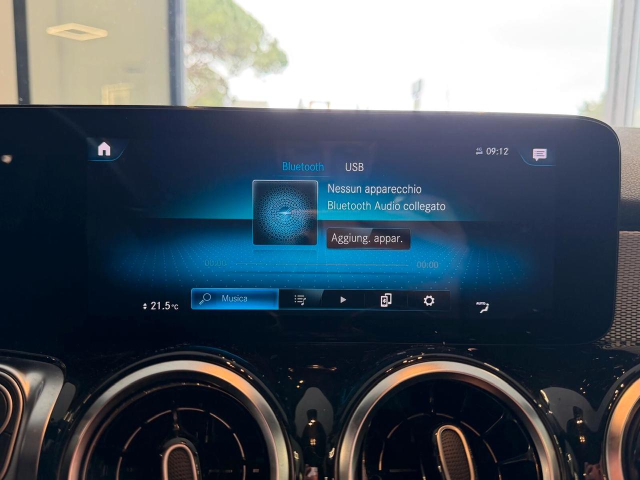 MERCEDES-BENZ GLB 180D SPORT 2.0 116CV PELLE NAVI CAM ANNO 2021