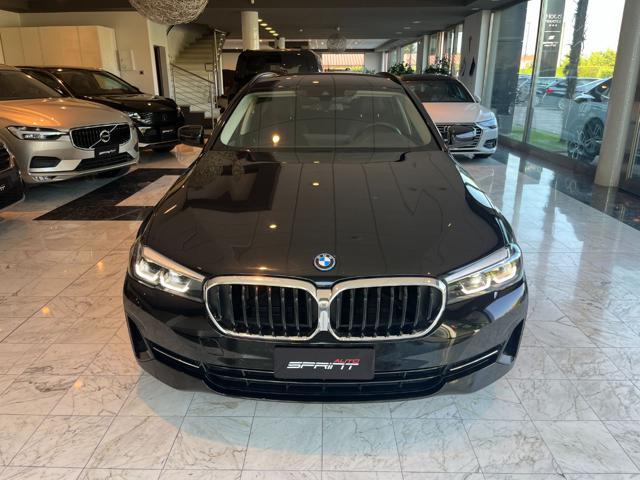 BMW 530 e Touring xDrive 184cv Business Plug-In