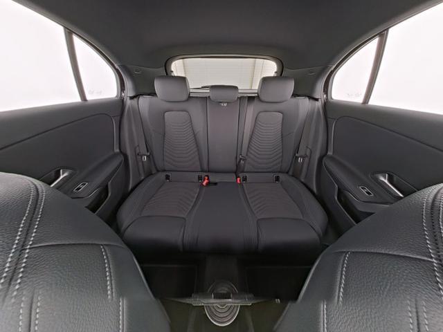 MERCEDES-BENZ A 180 Automatic Progressive Advanced