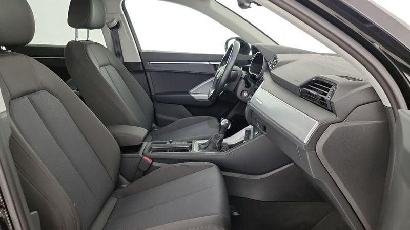 Audi Q3 35 TDI S tronic Business