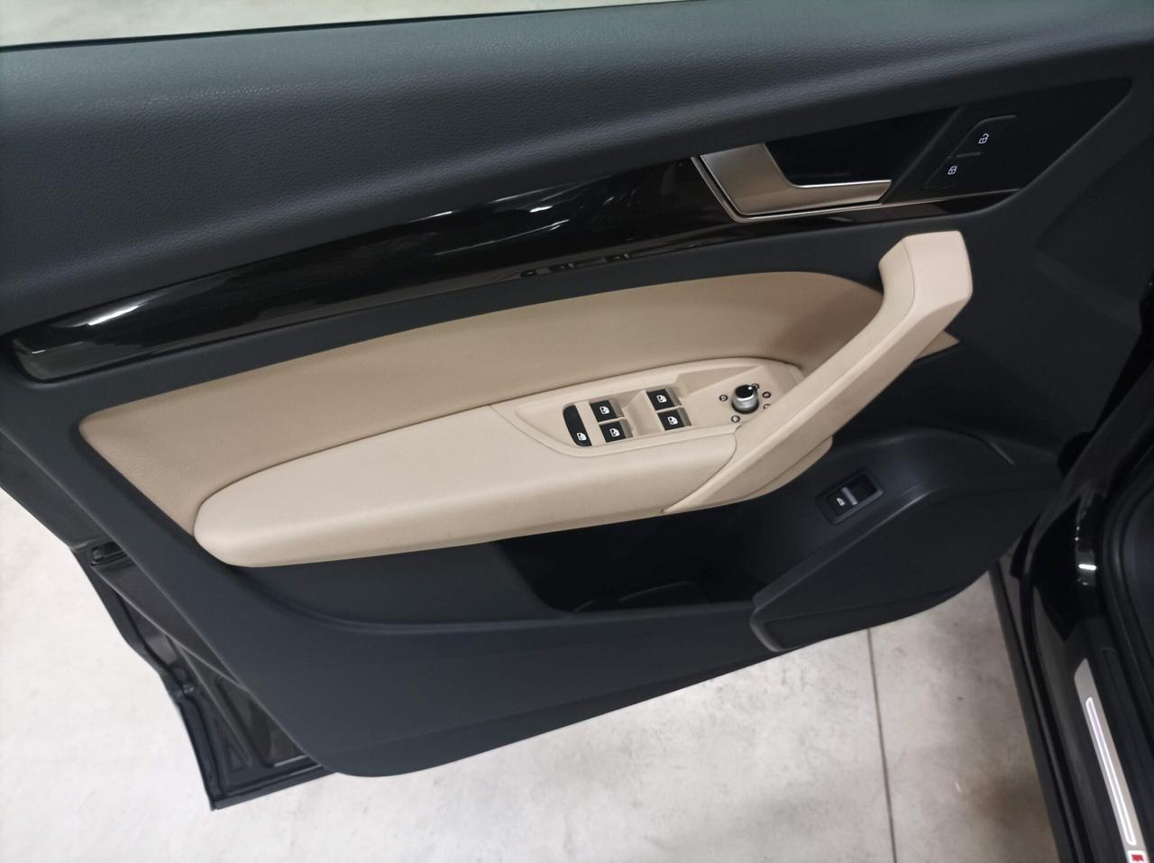 Audi Q5 40 TDI quattro S tronic 06/2019