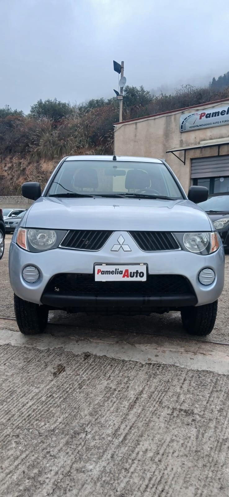 Mitsubishi L200 2.5 DI-D/136CV Single Cab - 2006