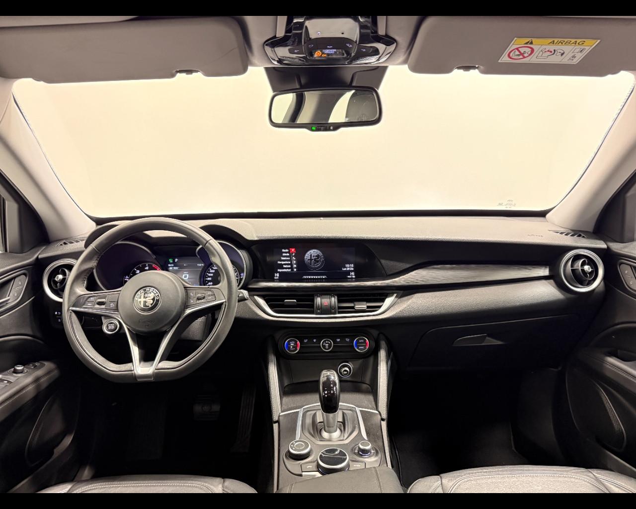 ALFA ROMEO STELVIO 2.2 T RWD AUTO SUPER