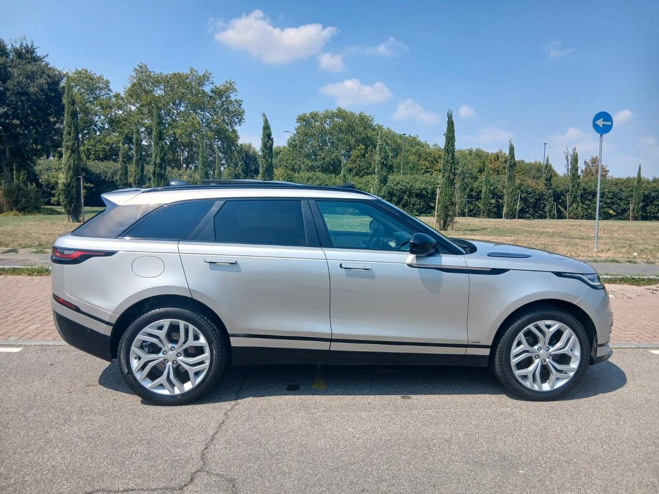 Land Rover Range Velar 2.0 TD4 180 CV R-Dynamic HSE