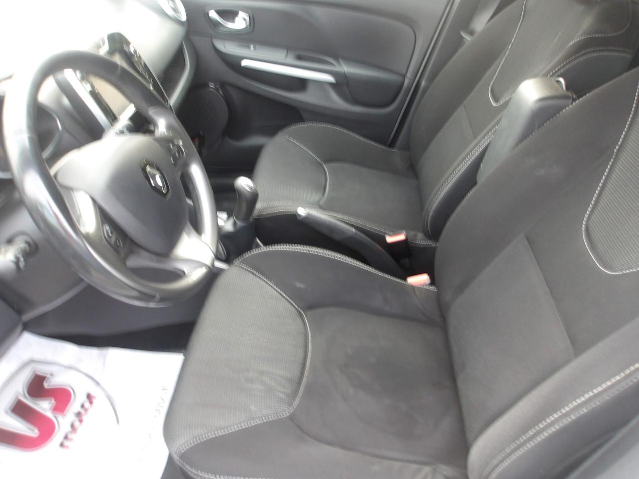 RENAULT CLIO 1.5 DIESEL-NAVI-2016