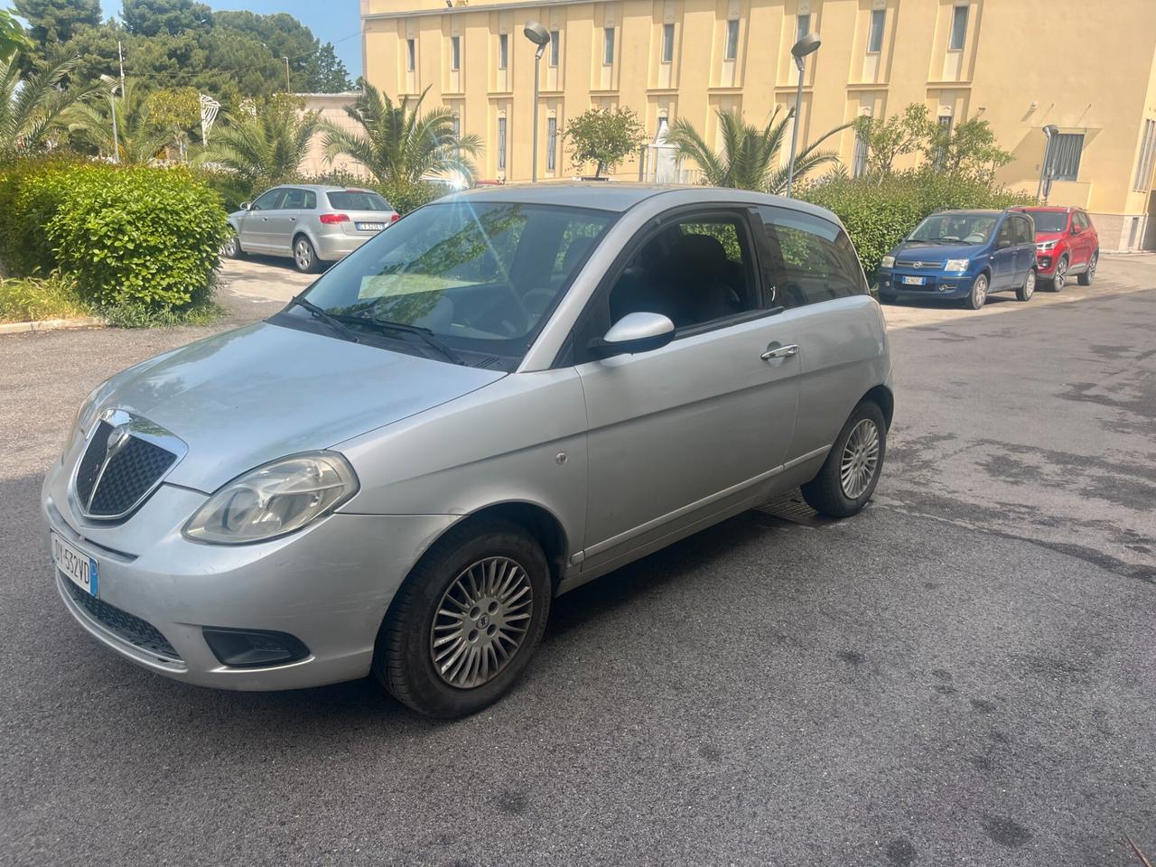 Lancia Ypsilon 1.3 MJT 75 CV X NeoPatentati