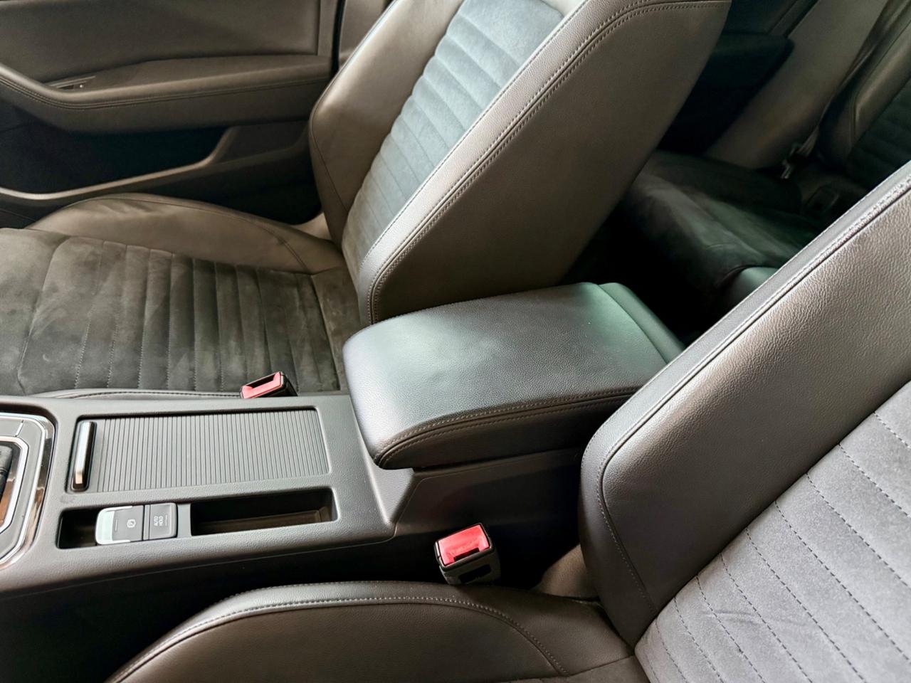 VW Passat Variant 2.0TDI 150cv DSG E6