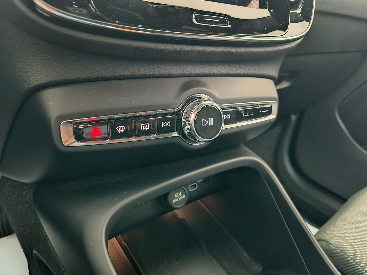 Volvo XC40 B3 automatico Core