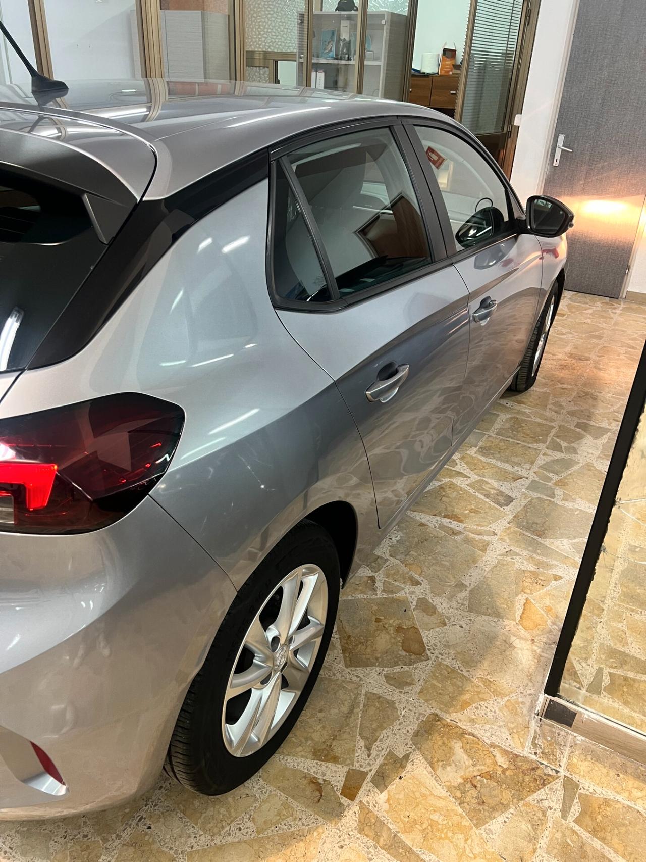 Opel Corsa 1.2 Elegance