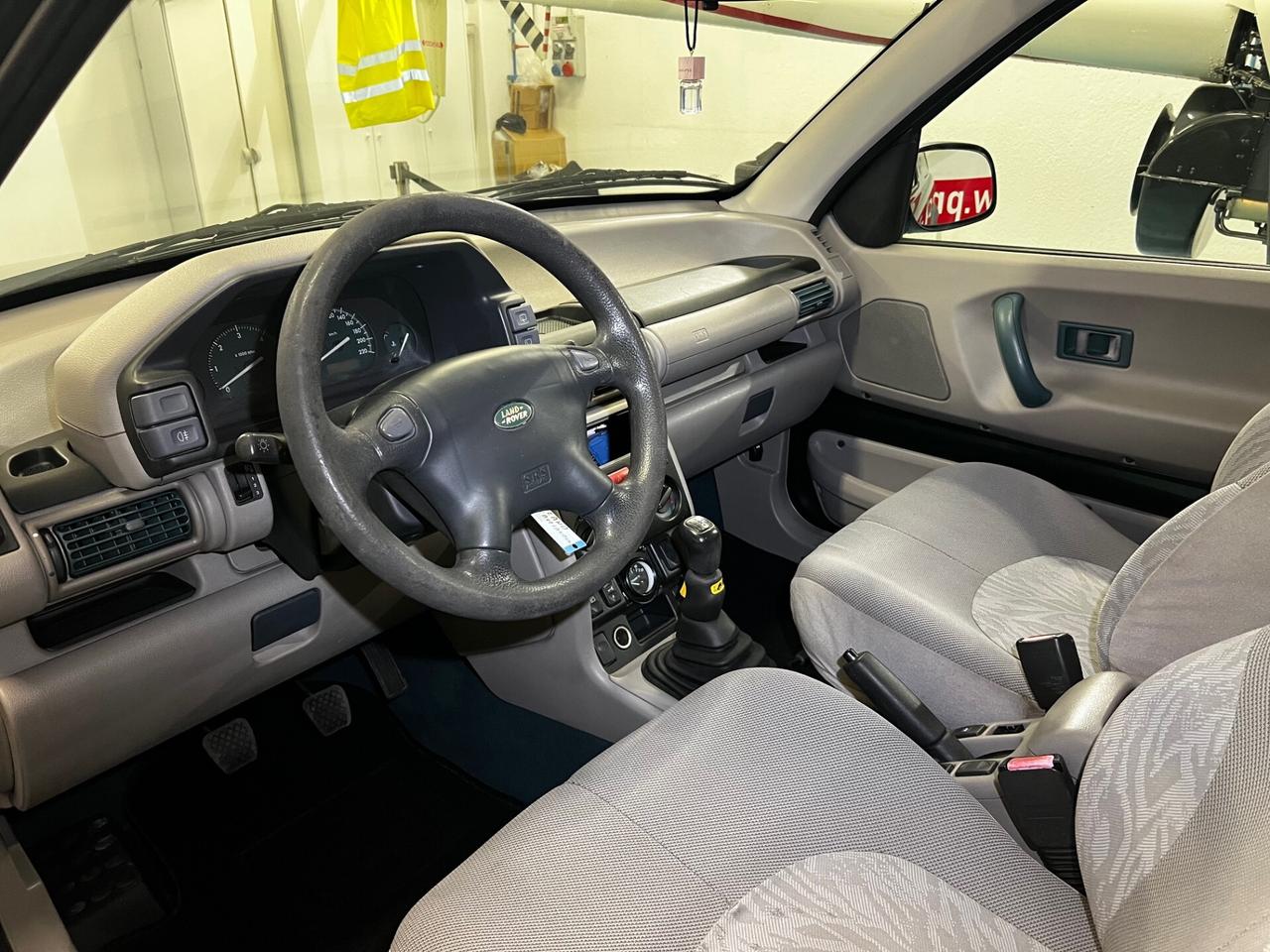 Land Rover Freelander 2.0 Td4 16V cat 3p. Hardback