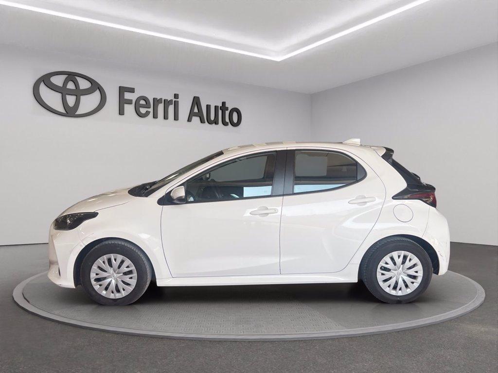 TOYOTA Yaris 1.5h active del 2023