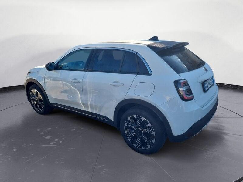 FIAT 600 (2023-->) Hybrid 100 CV DCT MHEV La Prima