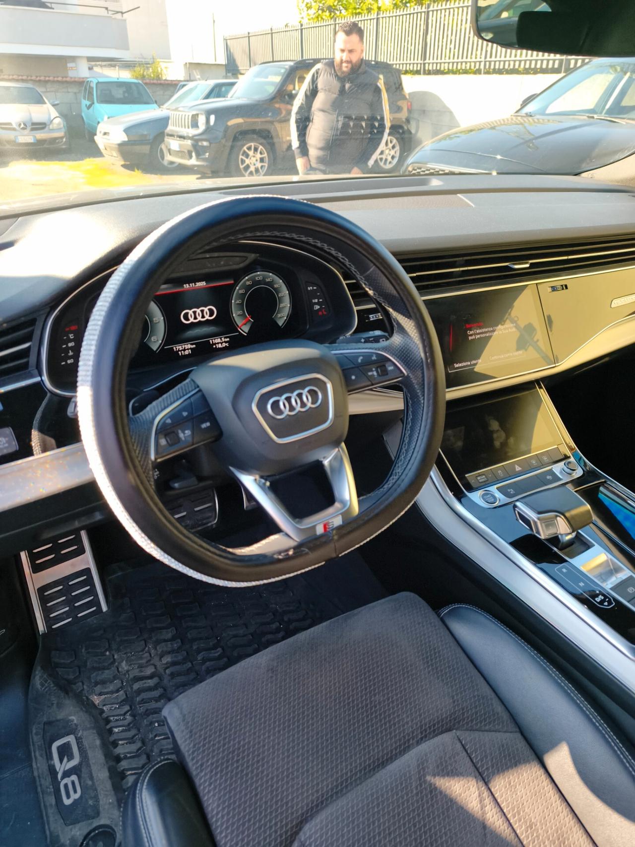 Audi Q8 50 TDI 286 CV quattro tiptronic Sport s-line identity Black Total