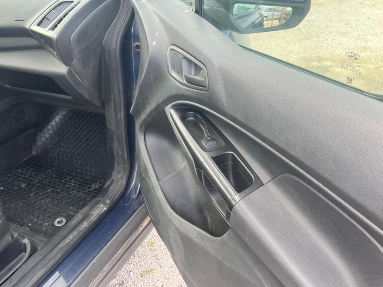 Ford Tourneo Courier 1.5 TDCI 75 CV Plus