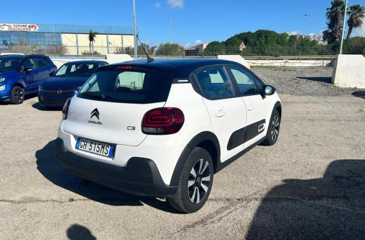 CITROEN C3 1.2 Shine s&s 110cv Automatic