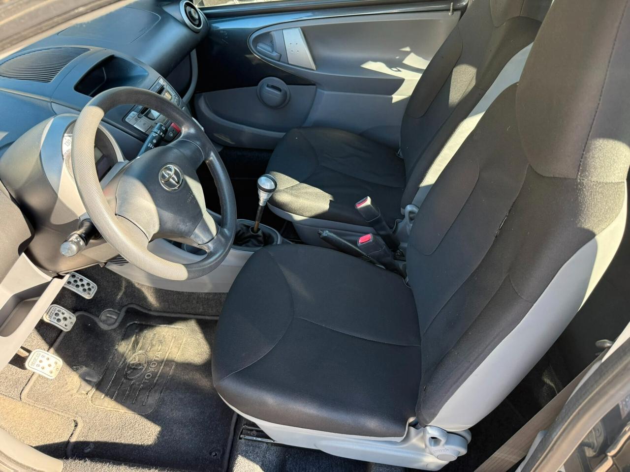 Toyota Aygo 1.0 12V VVT-i 3 porte Lounge
