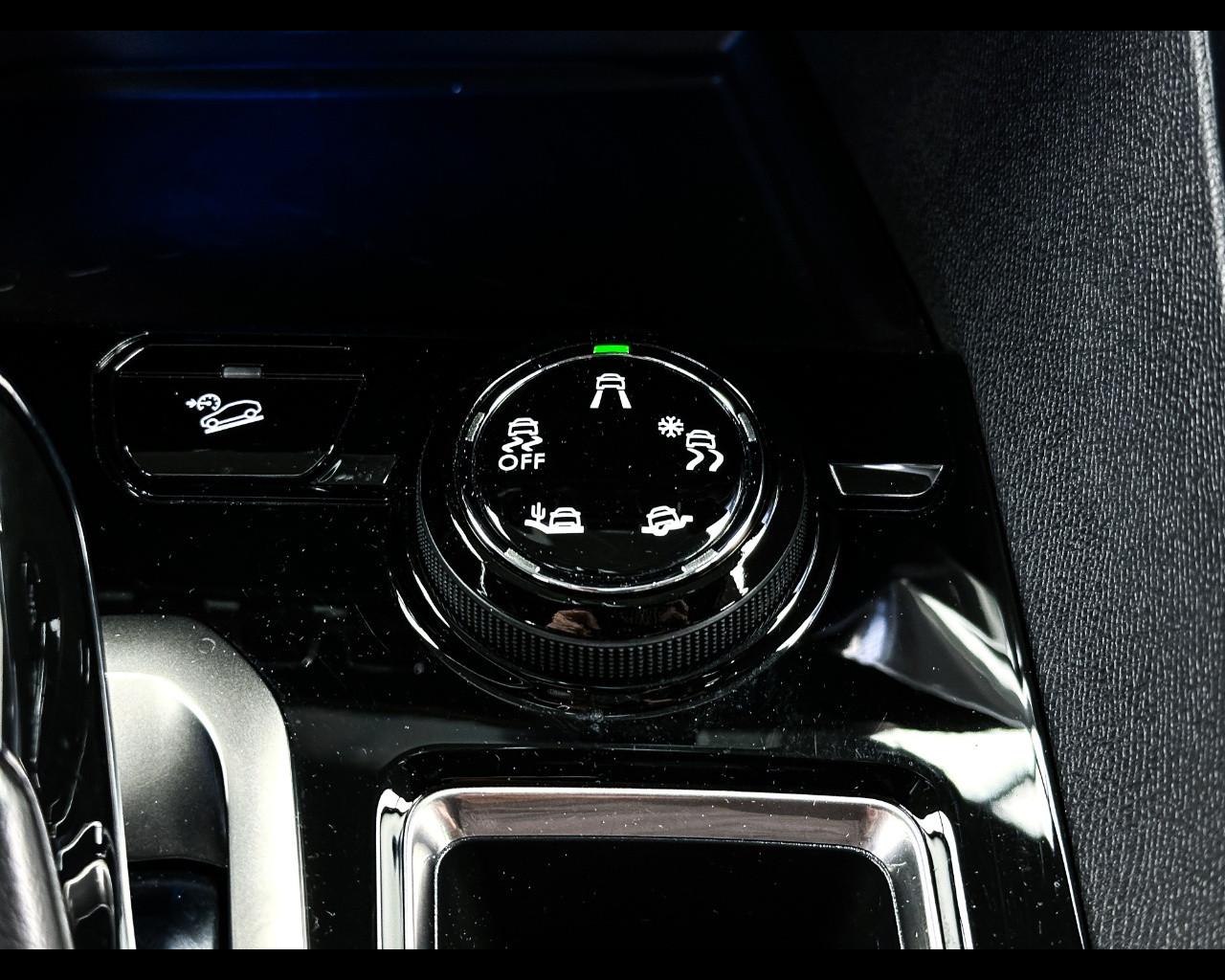 PEUGEOT 3008 2ª serie - 3008 BlueHDi 130 S&S EAT8 Allure