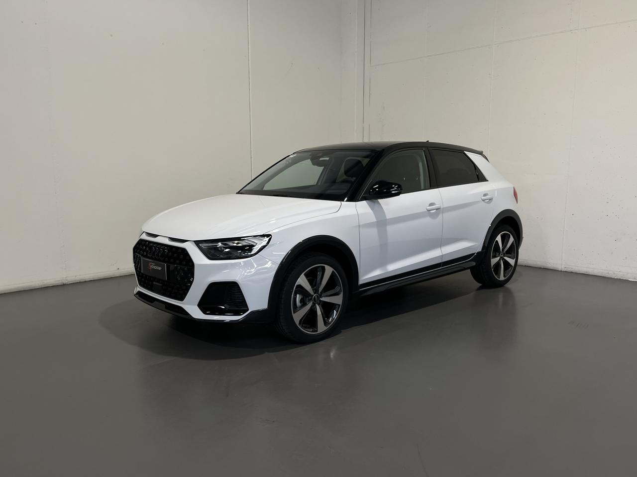 AUDI A1 ALLSTREET 30 TFSI S-TRONIC IDENTITY CONTRAST