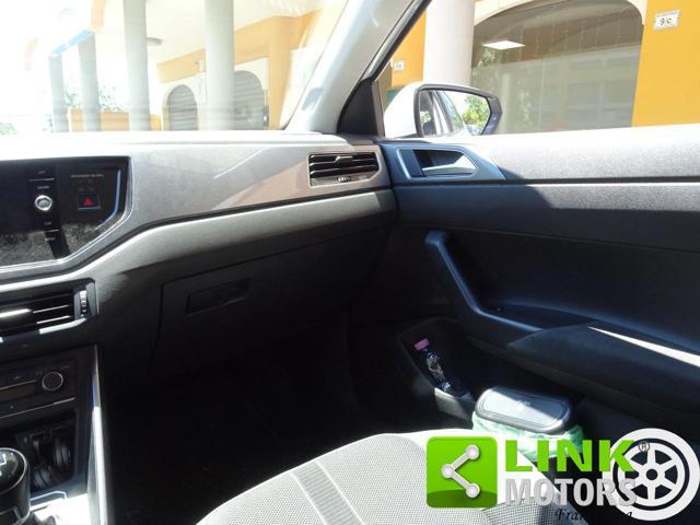 VOLKSWAGEN Polo 5 PORTE 1.0 95 CV R-LINE