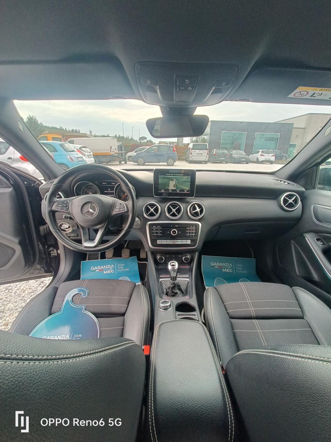 Mercedes-benz A 180 d Premium