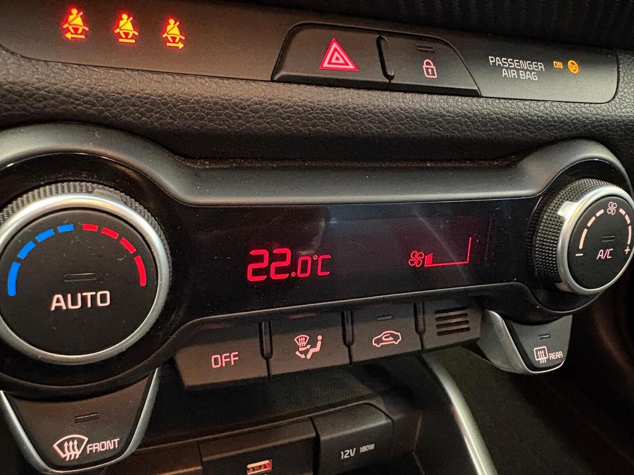 Kia Stonic GT LINE 1.0 T-GDi MHEV iMT UNICO PR.