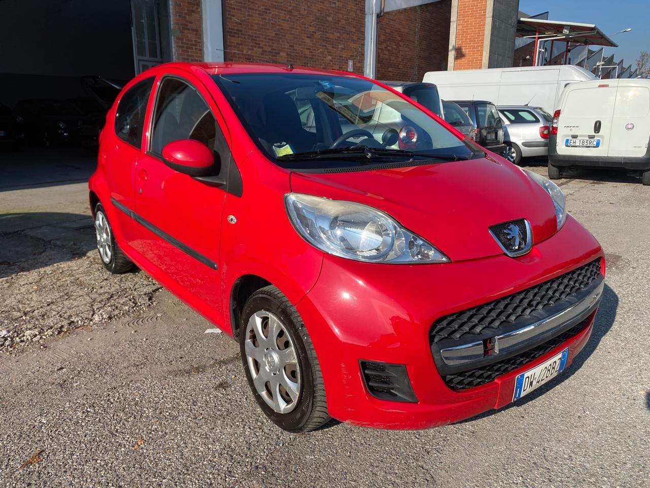 Peugeot 107 1.0 68CV 5p. Sweet Years