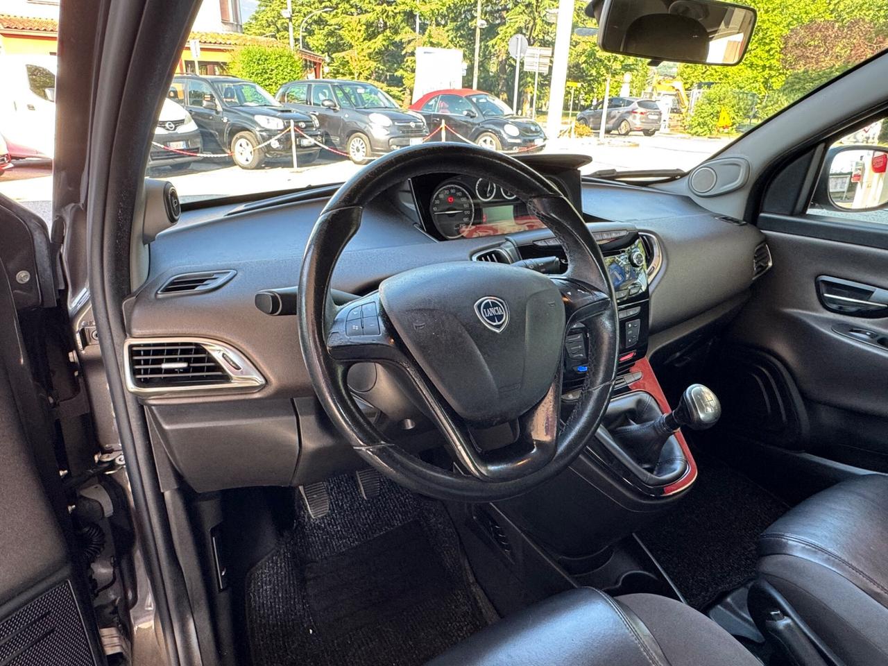 Lancia Ypsilon 1.3 MJT 16V 95 CV 5 porte S&S Platinum