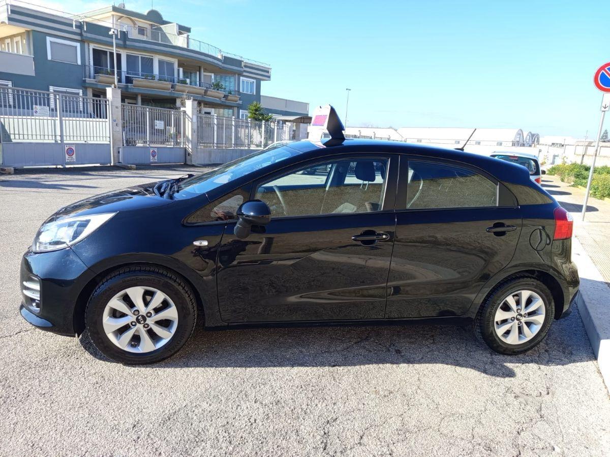 KIA Rio 1.1 CRDi 5p. Active Navigatore 2016