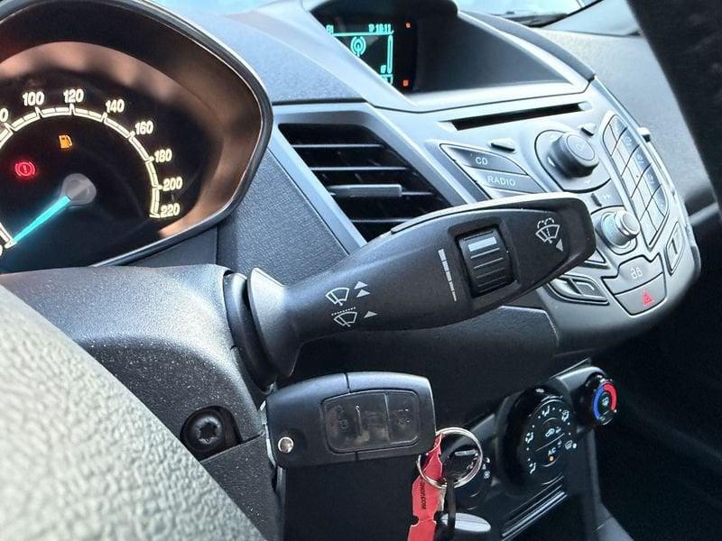 Ford Fiesta Fiesta 5p 1.2 Business 60cv IDONEA NEOPATENTATI