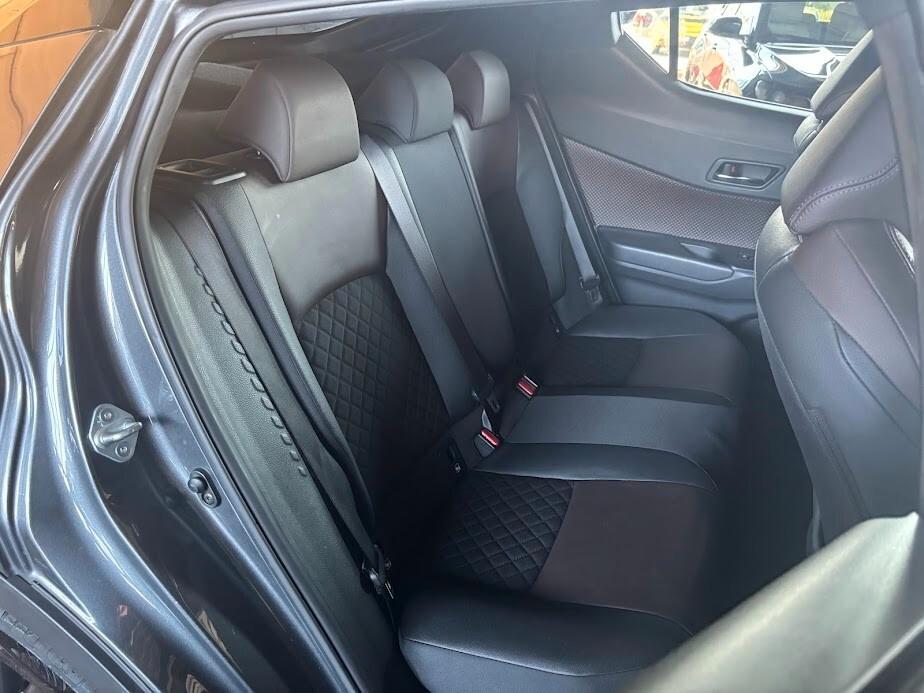 Toyota C-HR 1.8 Hybrid E-CVT Lounge