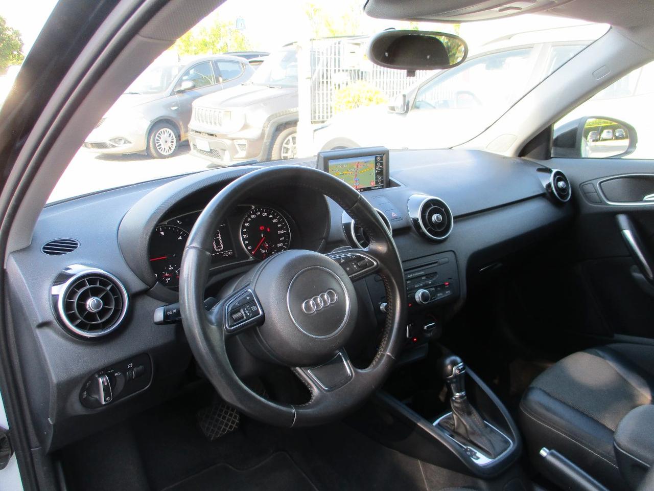 Audi A1 Sportback 1.6 tdi Ambition s-tronic OK NEOPAT.