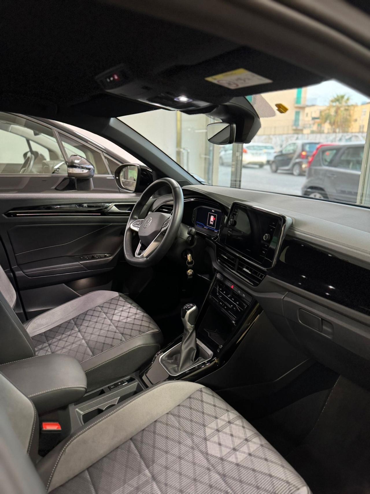 Volkswagen T-Roc 1.0 TSI R-Line