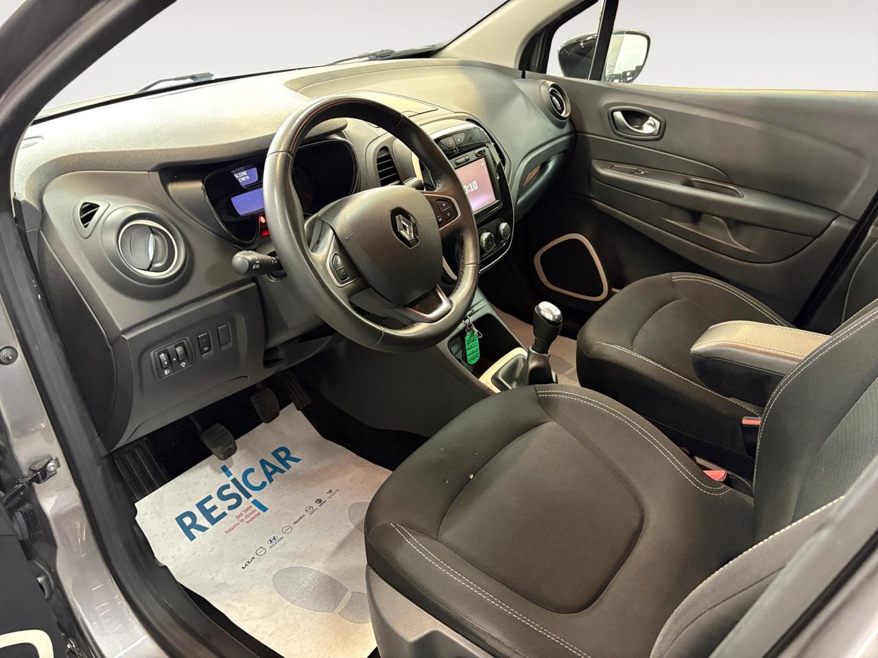 RENAULT Captur 1.5 dci Life 90cv IDONEA NEOPATENTATO