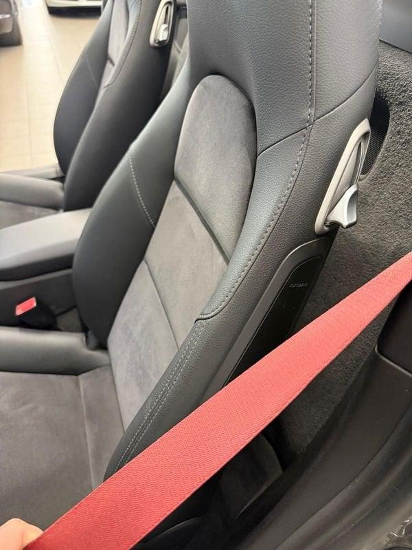 Porsche 718 2.0 Boxster