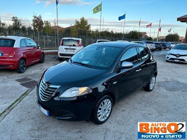 Lancia Ypsilon 1.3 MJT 16V 95 CV 5 porte S&S Silver