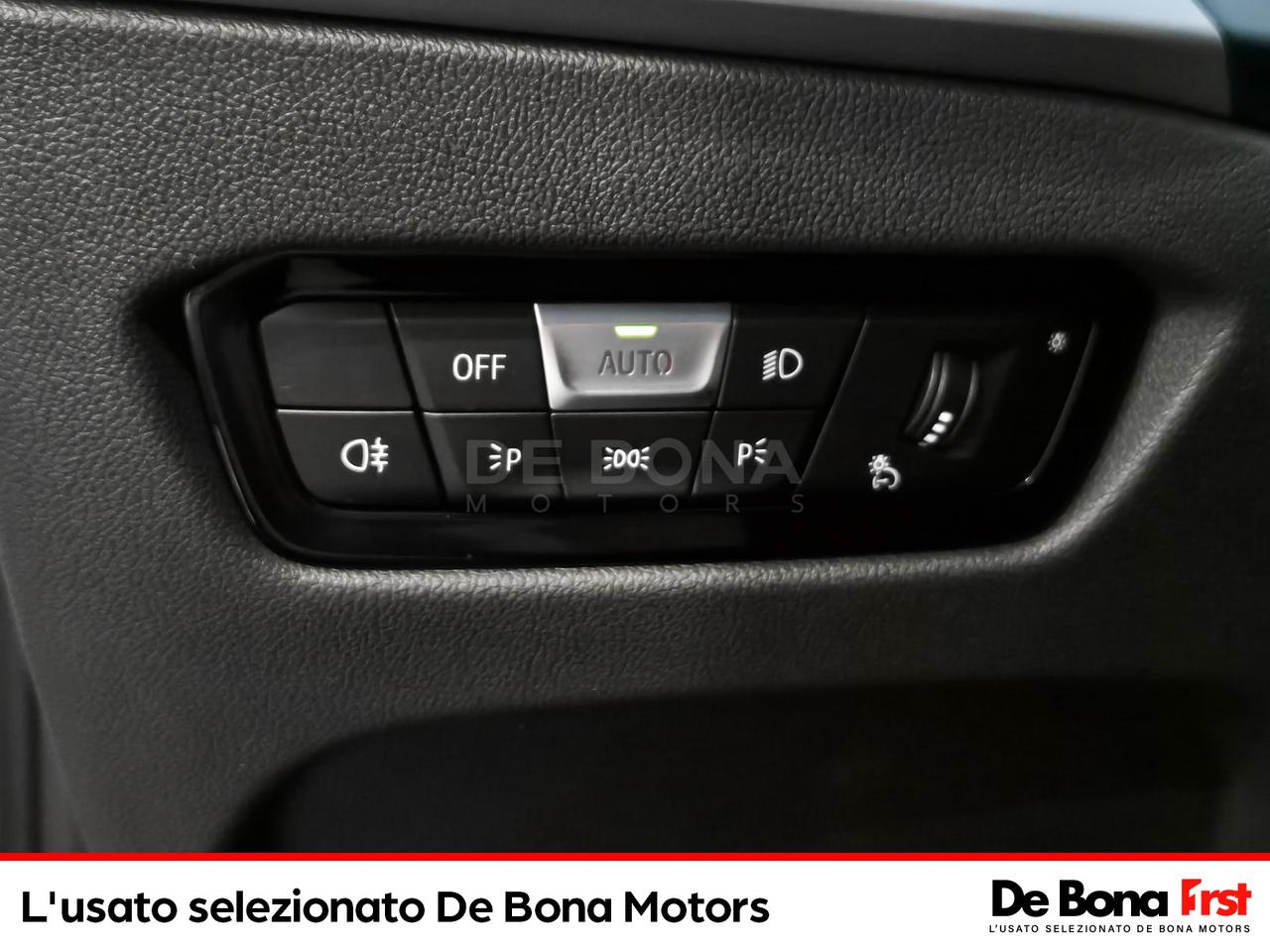 BMW Serie 3 320d touring mhev 48v xdrive auto