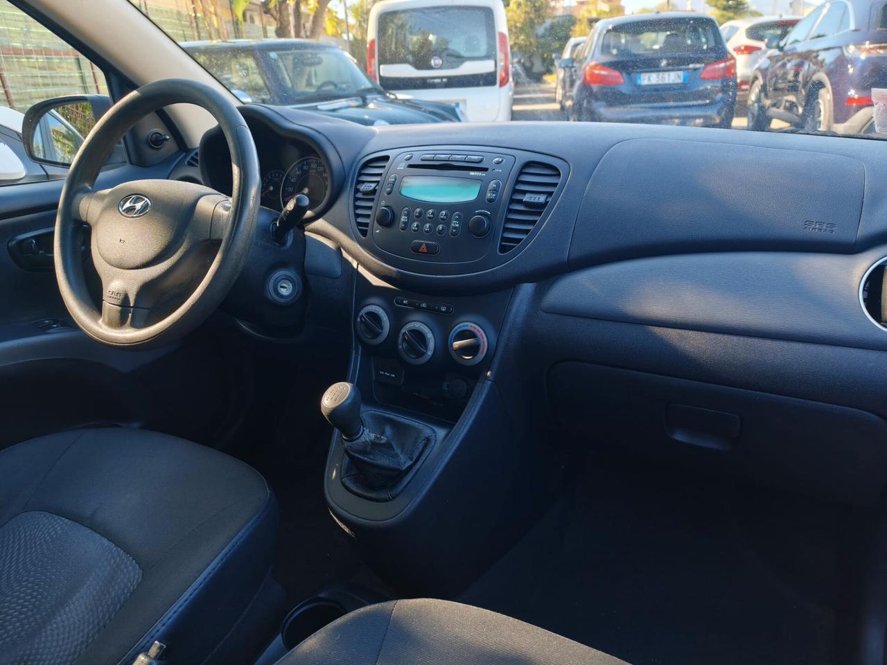 HYUNDAI I10 1.0 1.1 BENZINA 69CV 5 PORTE NEOPATENTATI