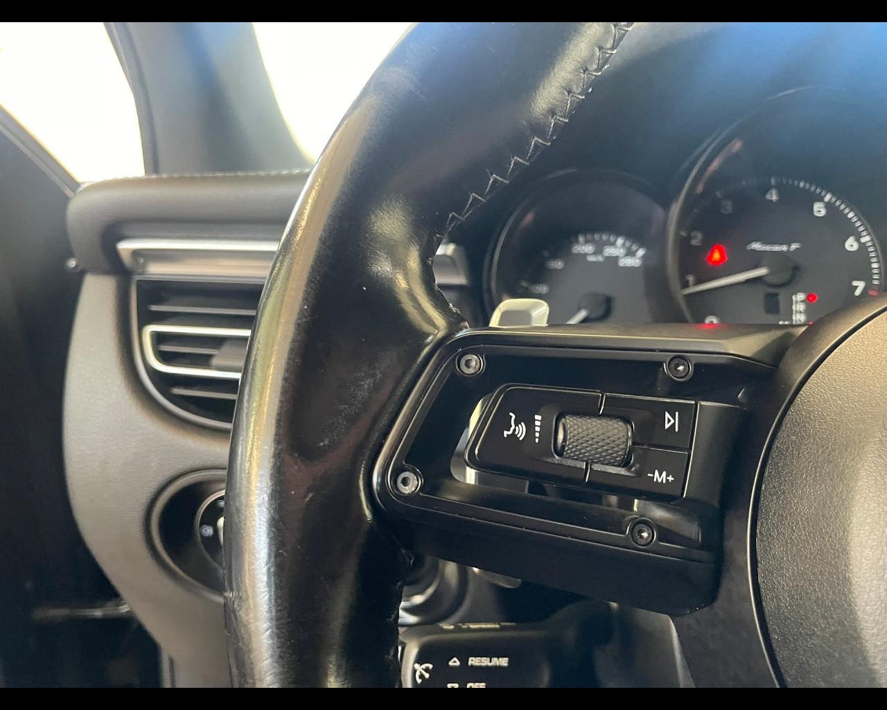 PORSCHE Macan 1ªs. '13-'25 - Macan 2.0 T