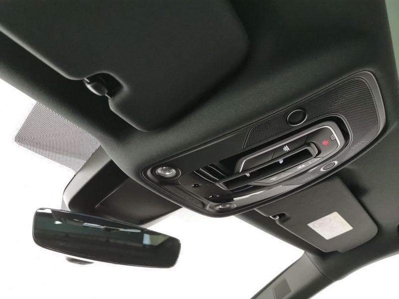 Audi Q8 RS 4.0 mhev 48V performance 640cv tiptronic