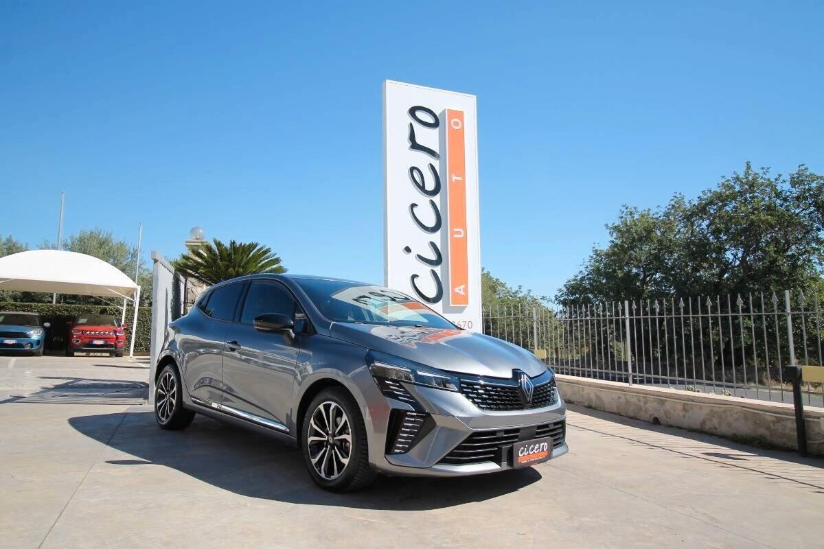 Renault Clio TCe 90 CV 5p Techno|11300KM|2025