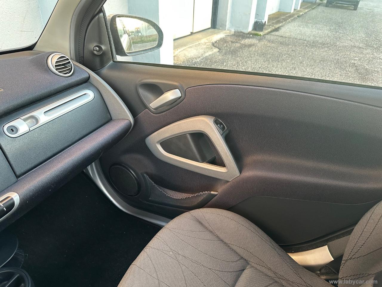 SMART fortwo 1000 52 kW MHD coupé passion