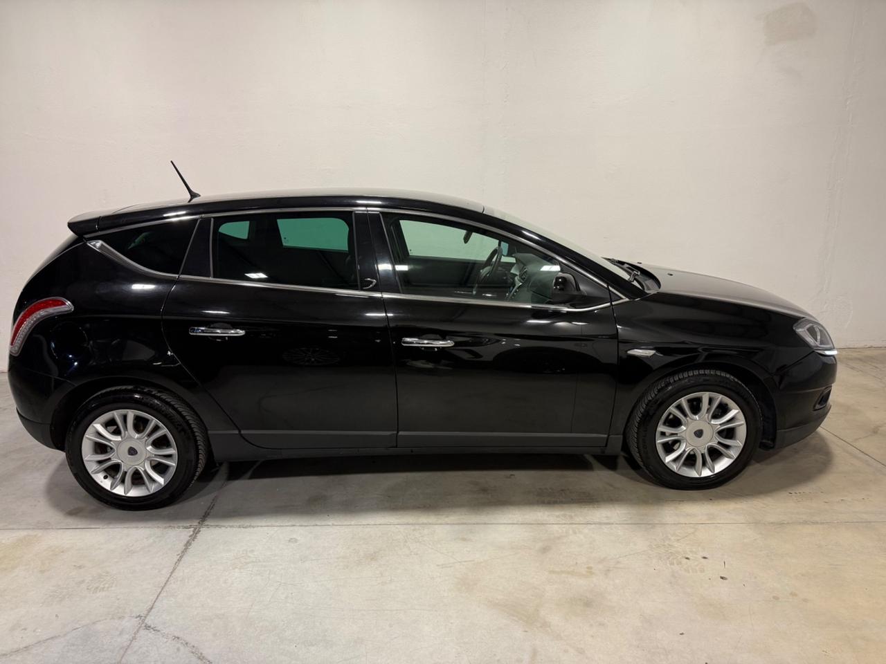 Lancia Delta 1.6 MJT 120 CV Oro