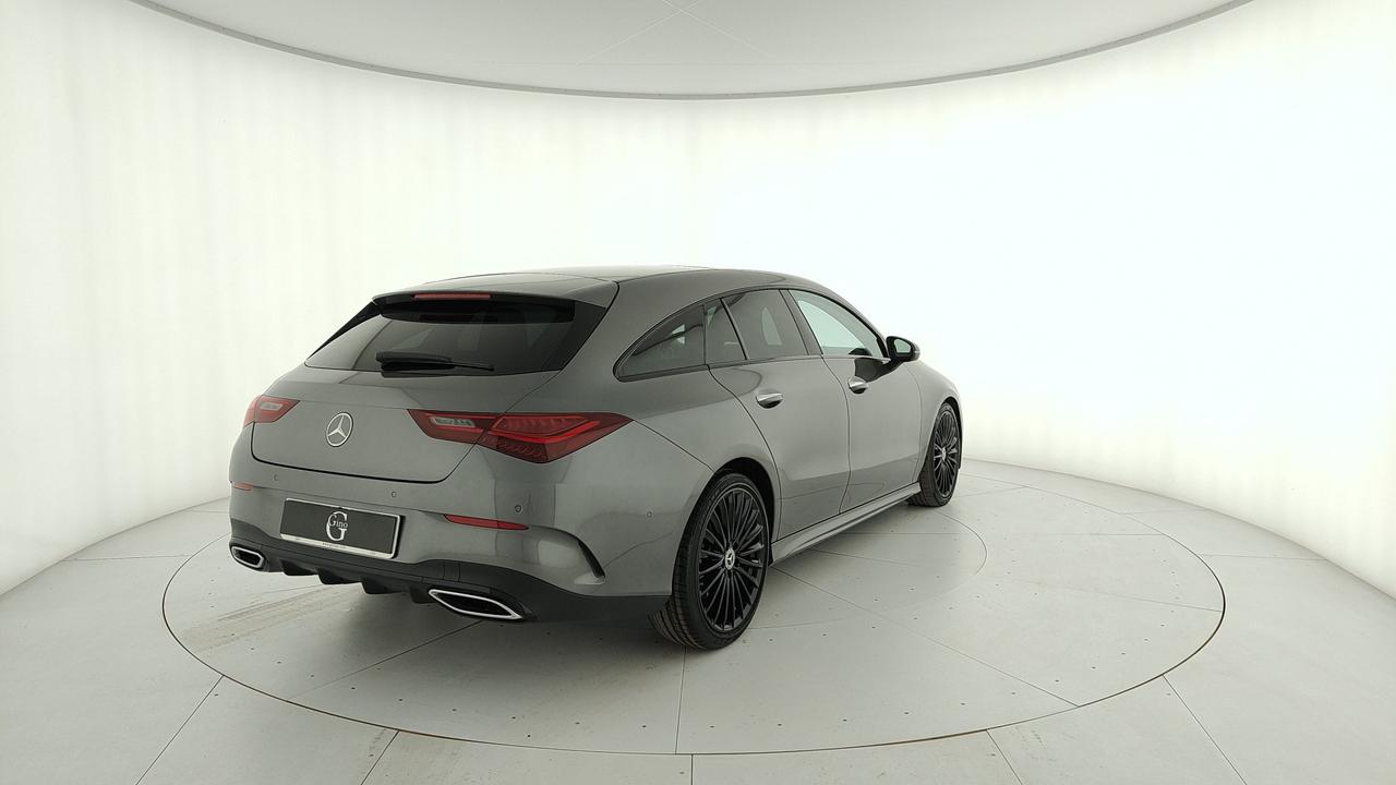 Mercedes-Benz CLA Sh.Brake - X118 2023 - CLA Shooting Brake 200 d AMG Line Premium Plus auto