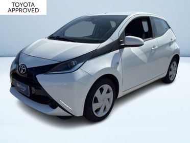 Toyota Aygo 1.0 X-PLAY 5P M-MT