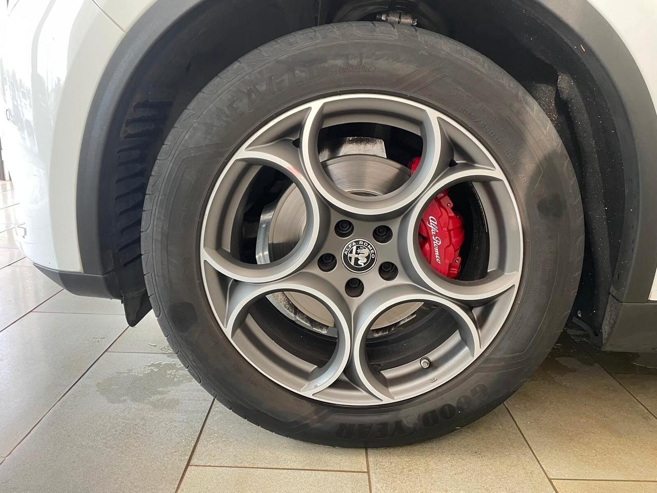 Alfa Romeo Stelvio 2.2 Turbodiesel 190 CV AT8 Q4 Sprint