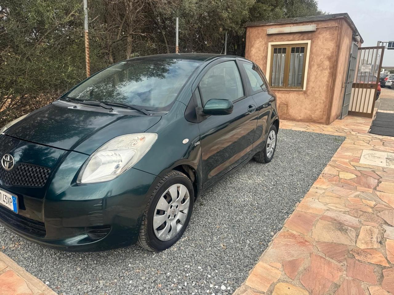 Toyota Yaris 1.4 D-4D automatica