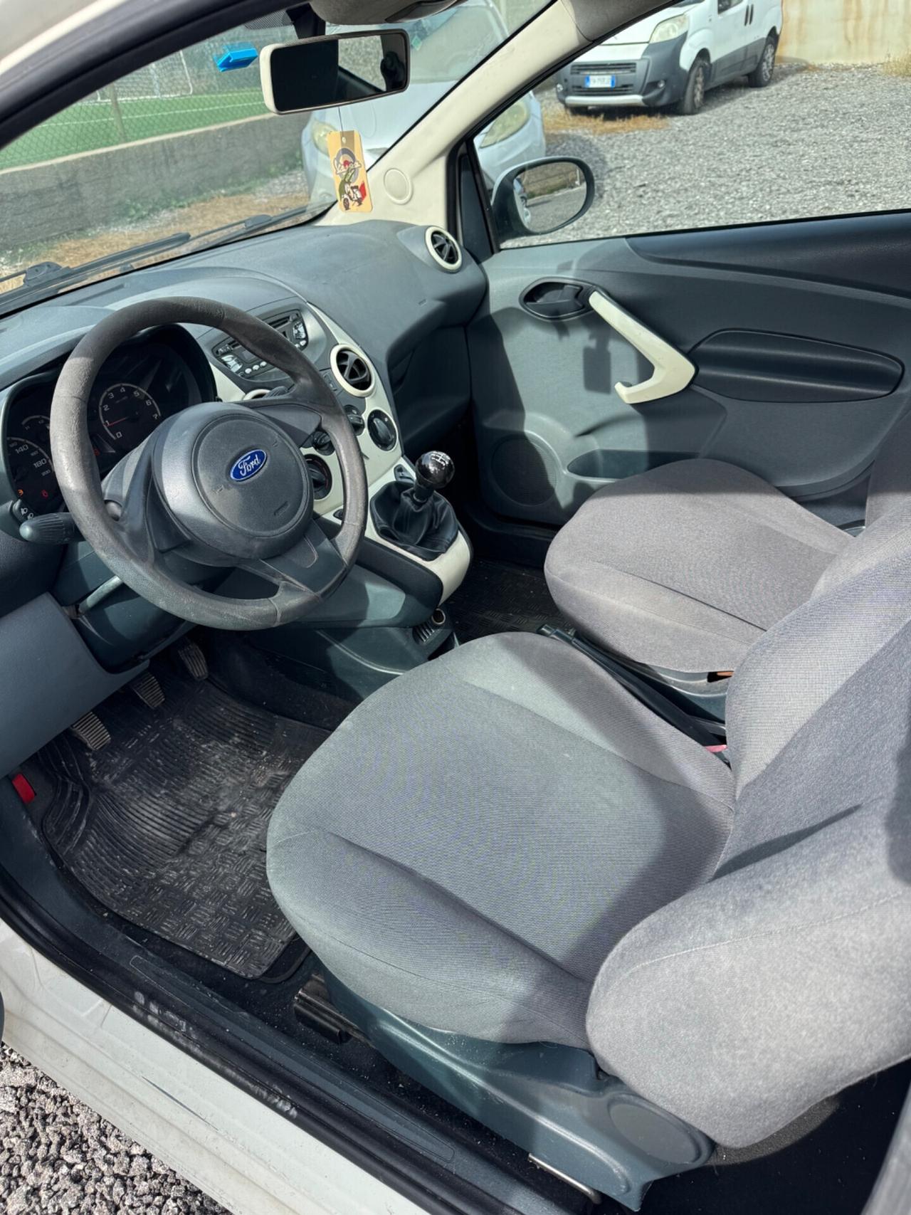 Ford Ka 1.3 TDCi 75CV Titanium