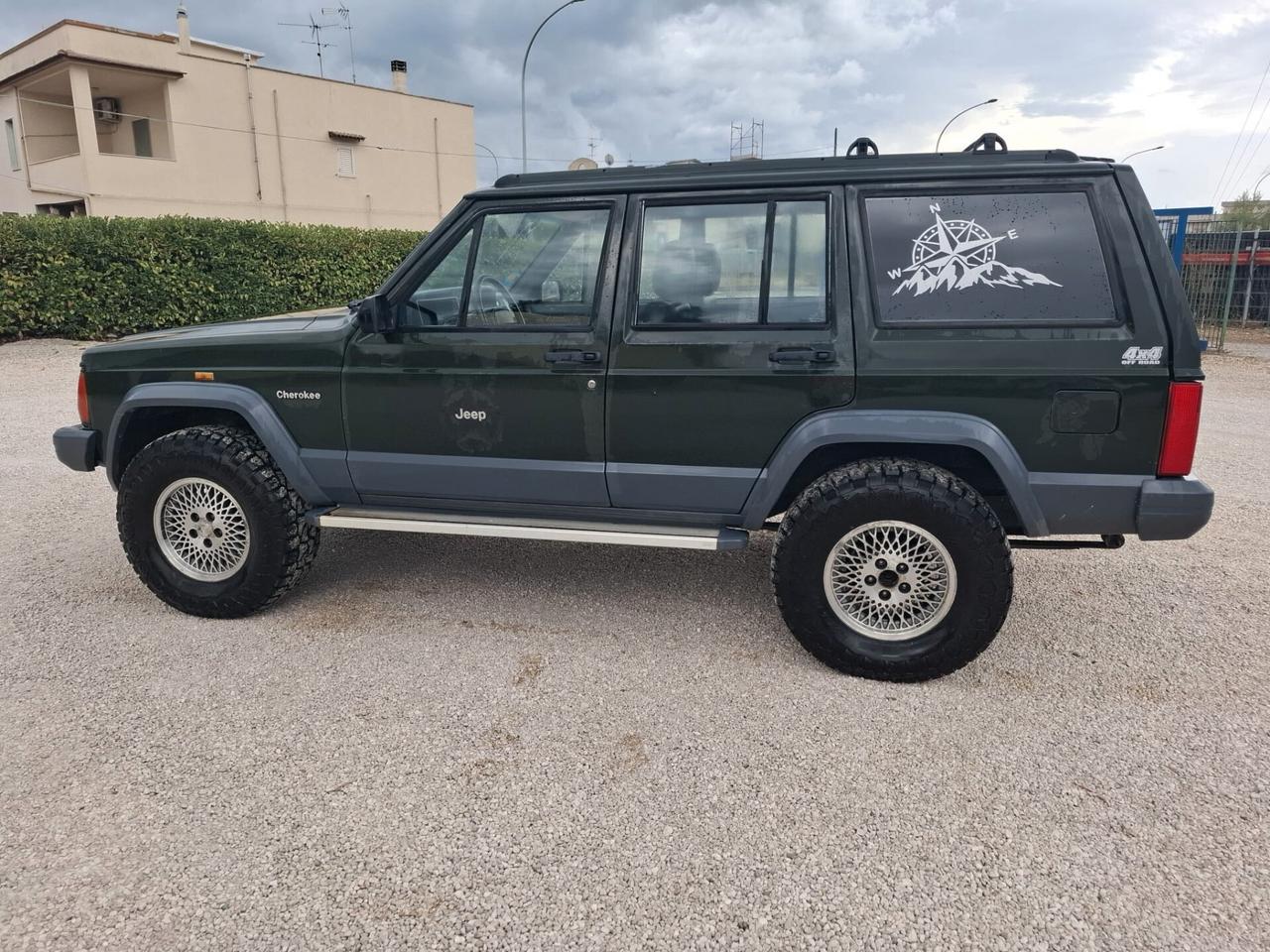 Jeep Cherokee 2.5 TD 5 porte Selec-Trac Country