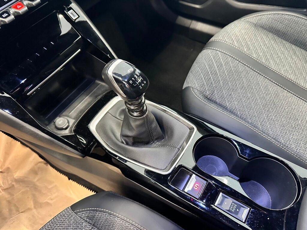 Peugeot 2008 1.2 PureTech Allure