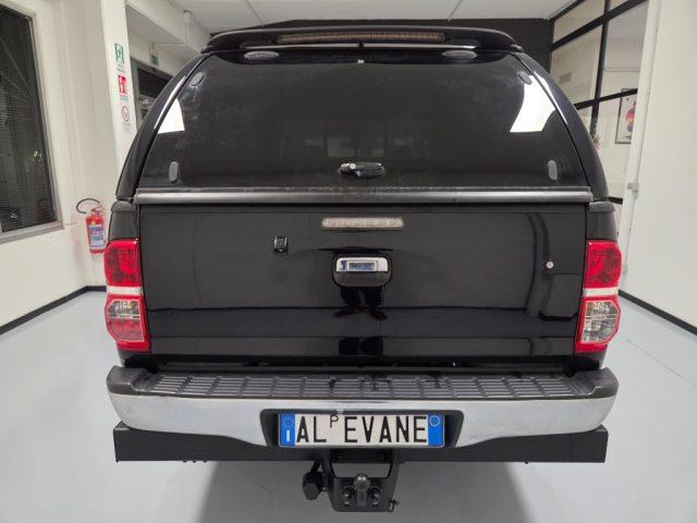 TOYOTA Hilux D-4D 4WD EXTRA CAB MANUALE